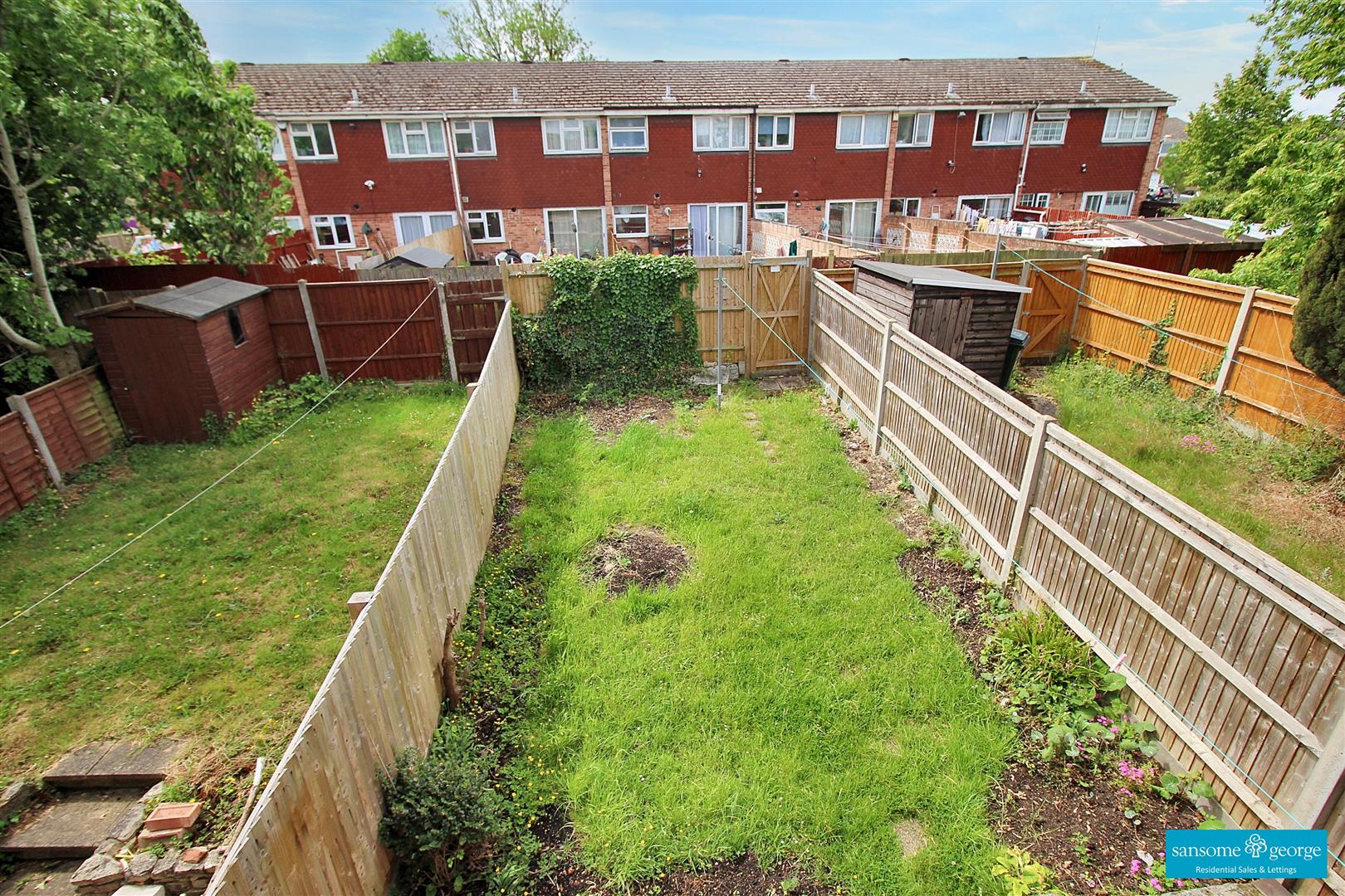 Barnwood Close, Reading, Berkshire